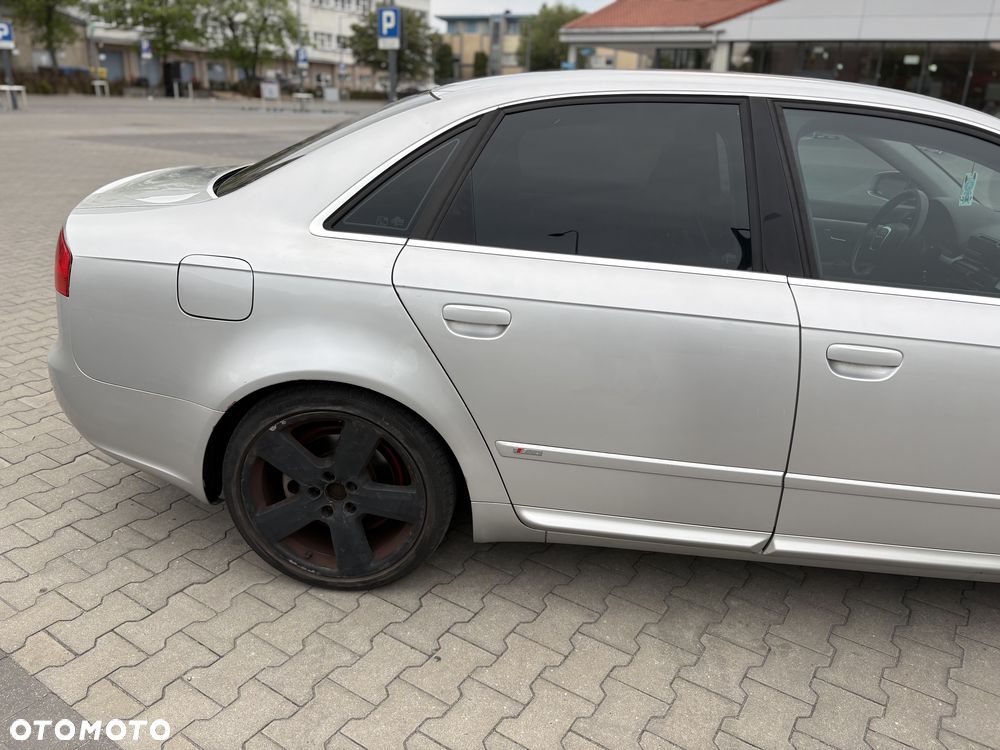 Audi A4 Limousine - 26