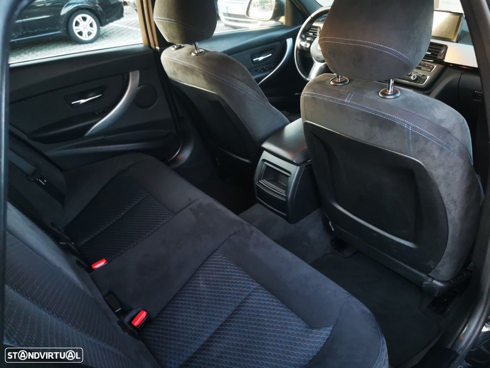 BMW 318 d Pack M - 12