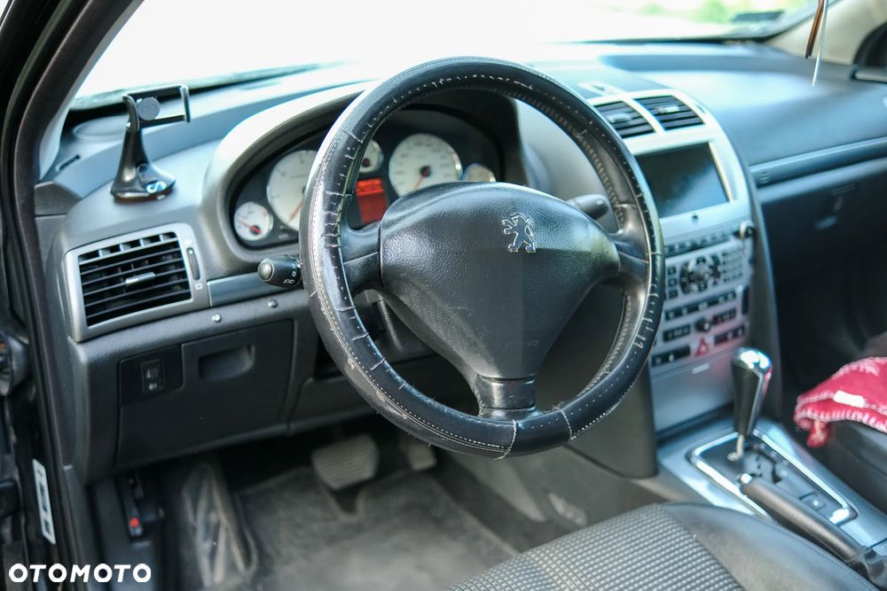 Peugeot 407 - 13