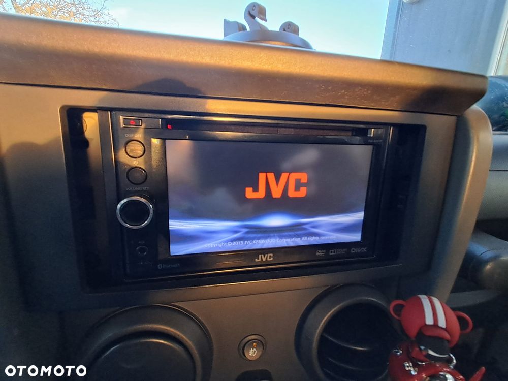 Jeep Wrangler Unlimited 3.8 Sport - 16