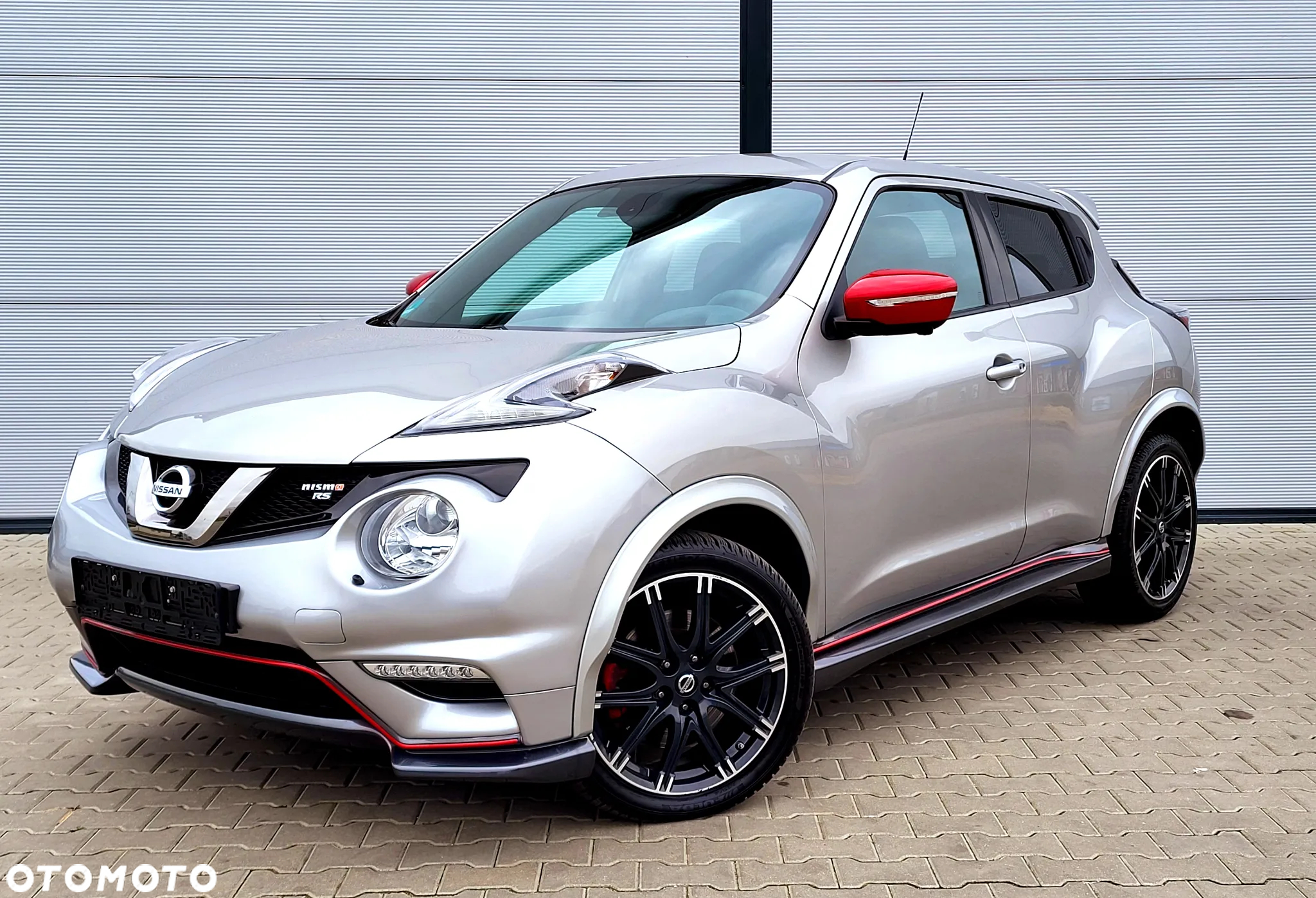Nissan Juke 1.6 DIG-T Nismo RS - 12