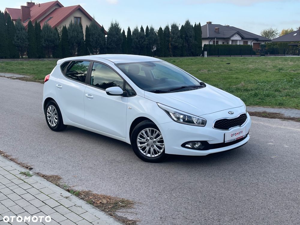 Kia Ceed 1.4 CVVT Attract - 20