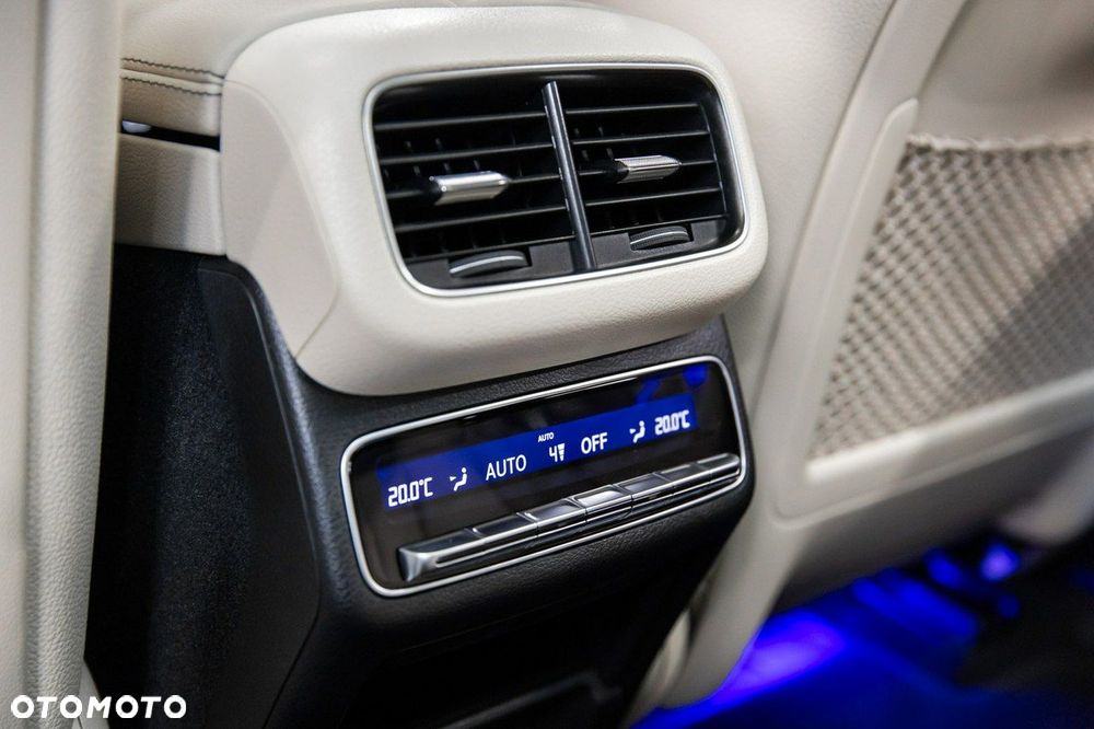 Mercedes-Benz GLE - 33