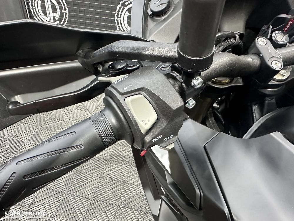 QJ Motor SRT 125DX - 6