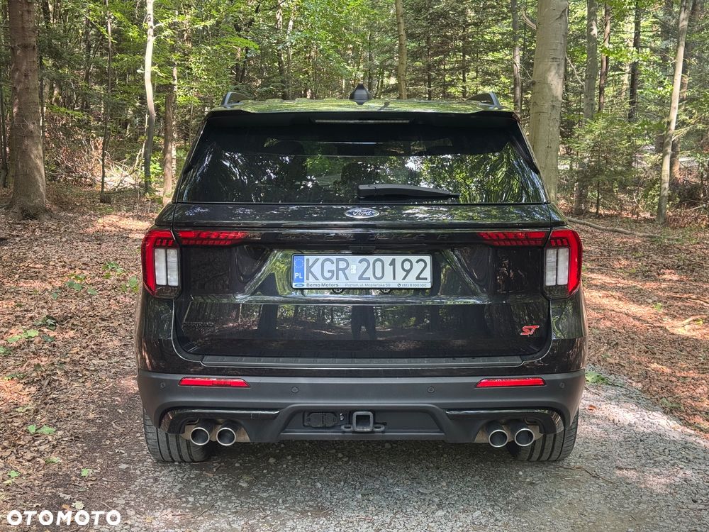 Ford Explorer - 4