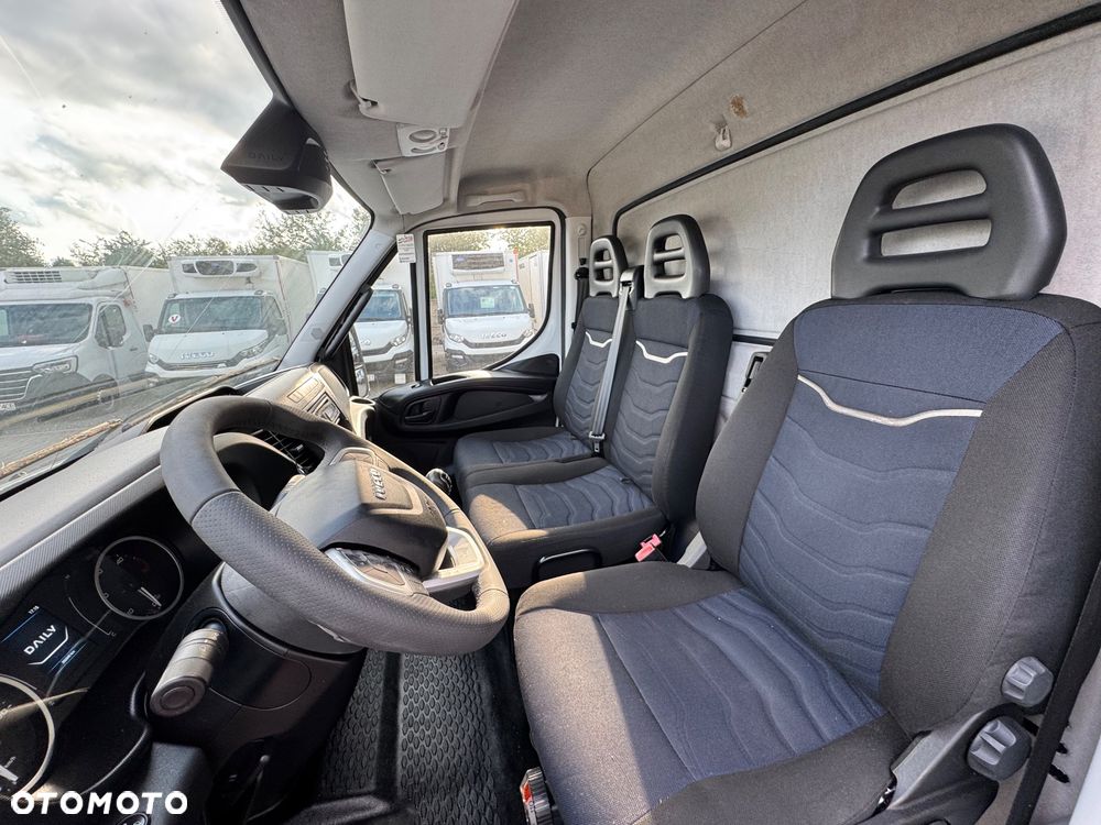 Iveco DAILY 60c16 50C15 50C17 35C14 35C15 35C17 35C18 70C17 72C15 70C18 Izoterma Chłodnia  9/8 euro palet - 14