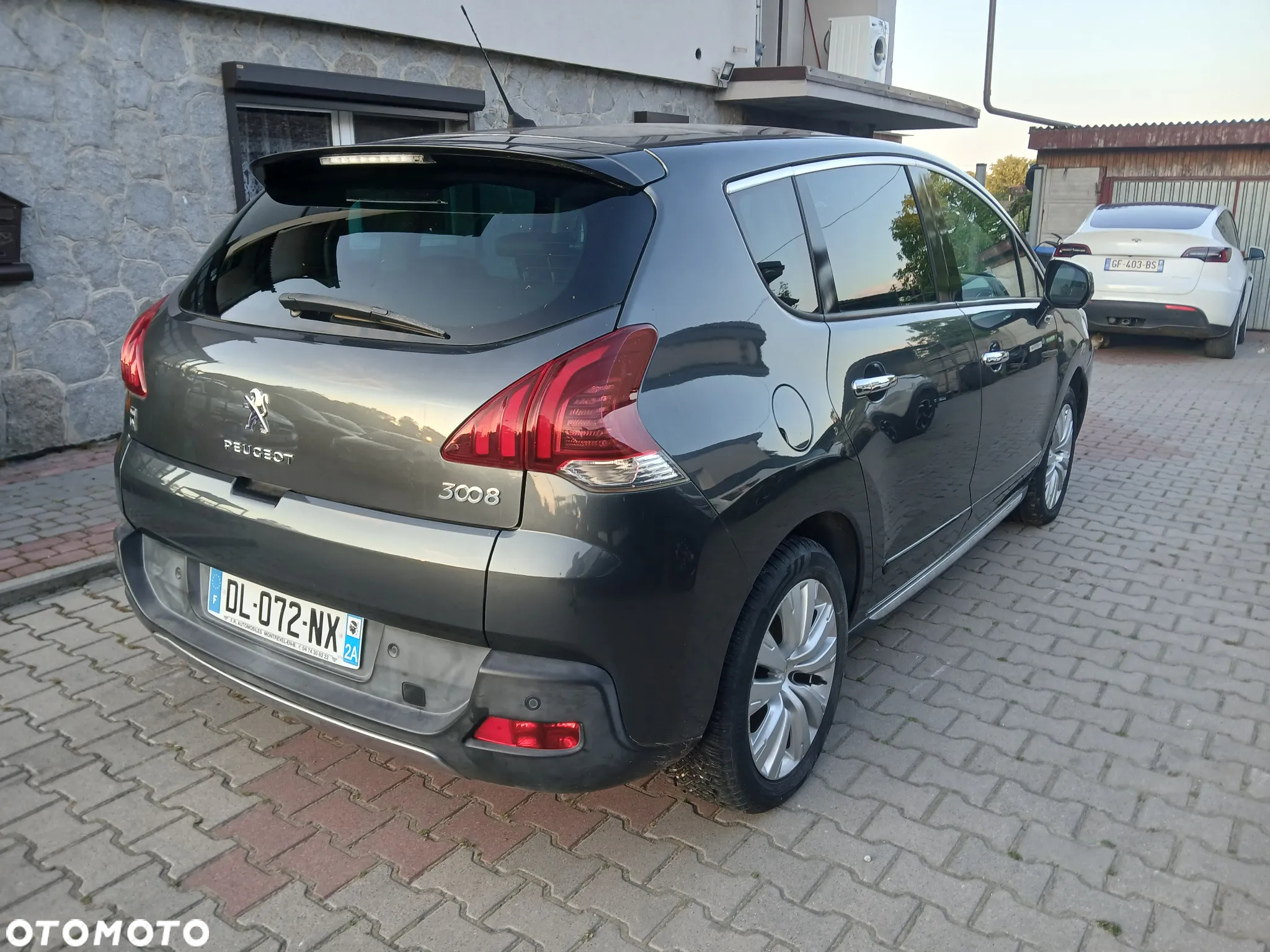 Peugeot 3008 2.0 HDi HYbrid4 - 4