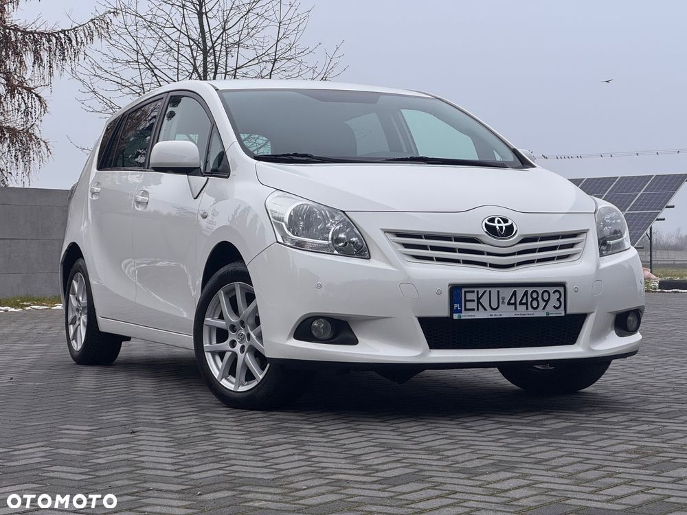 Toyota Verso 1.8 5-Sitzer Comfort - 2