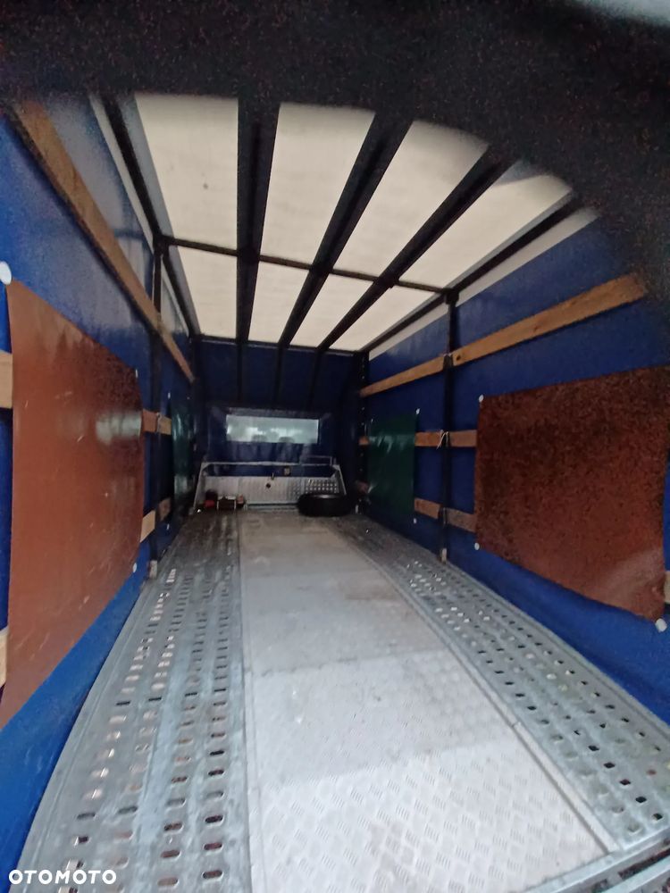 Mercedes-Benz sprinter - 9