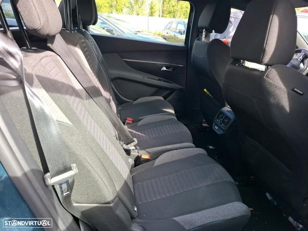 Peugeot 5008 1.2 Hybrid Active Pack e-DCS6 - 7