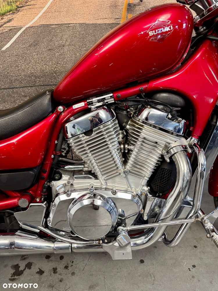 Suzuki Intruder - 7