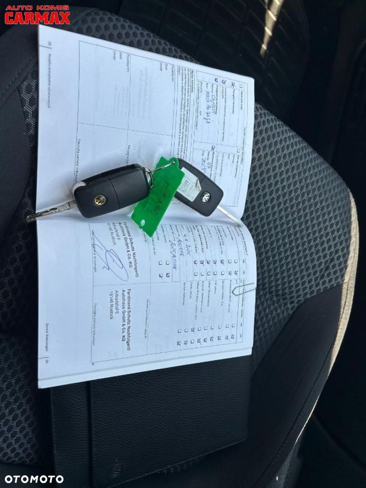 Volkswagen Jetta 1.6 TDI Comfortline - 26