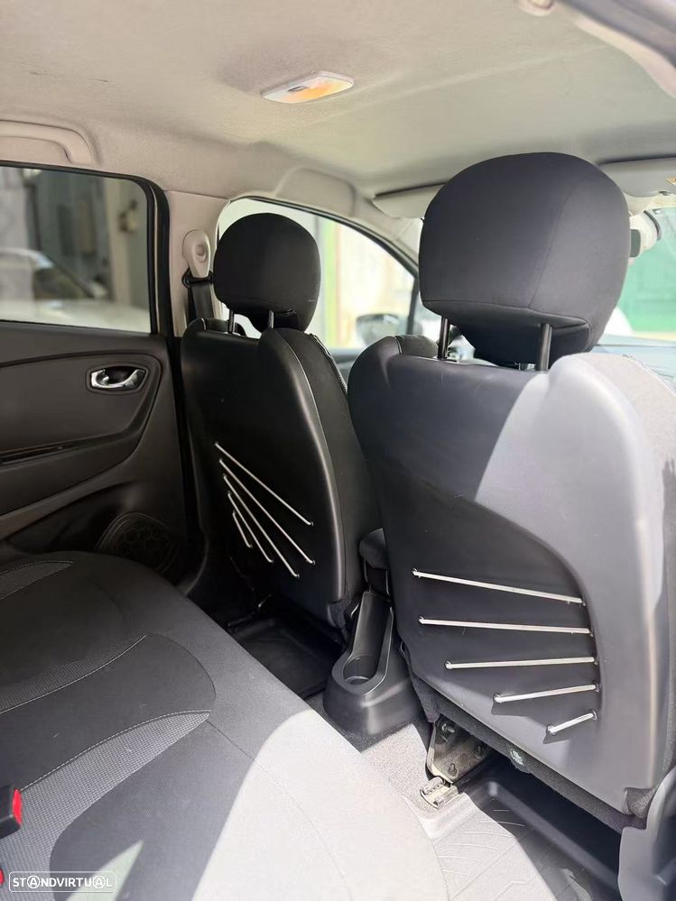 Renault Captur 1.5 dCi - 13