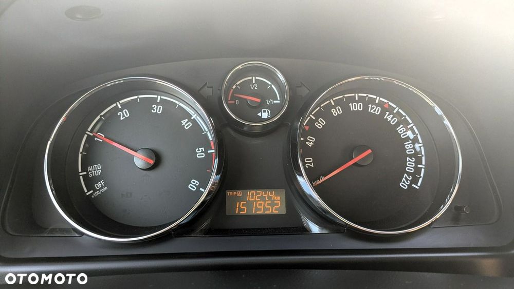 Opel Antara - 23