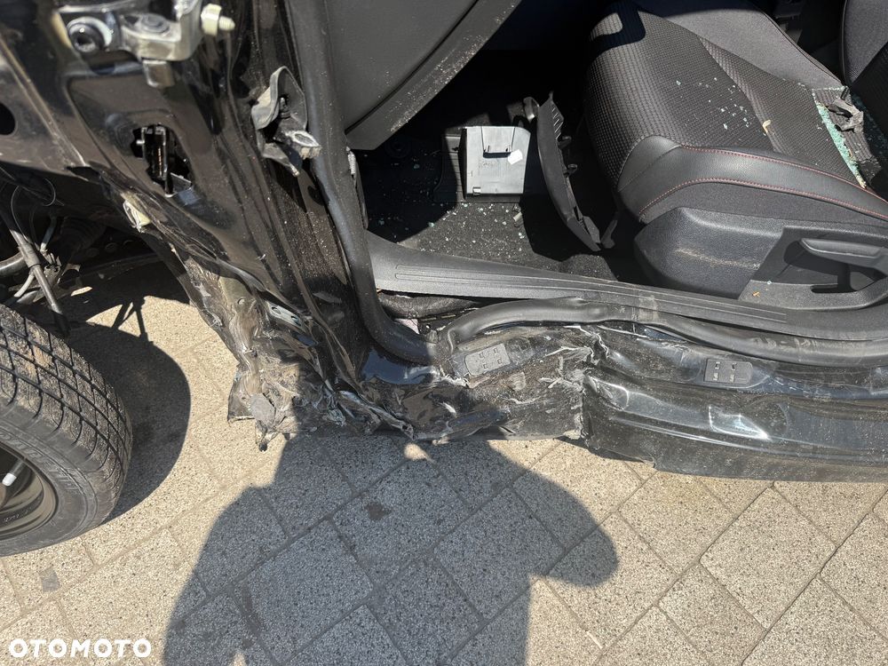 Seat Leon Sportstourer 1.8 TSI FR S&S DSG - 12