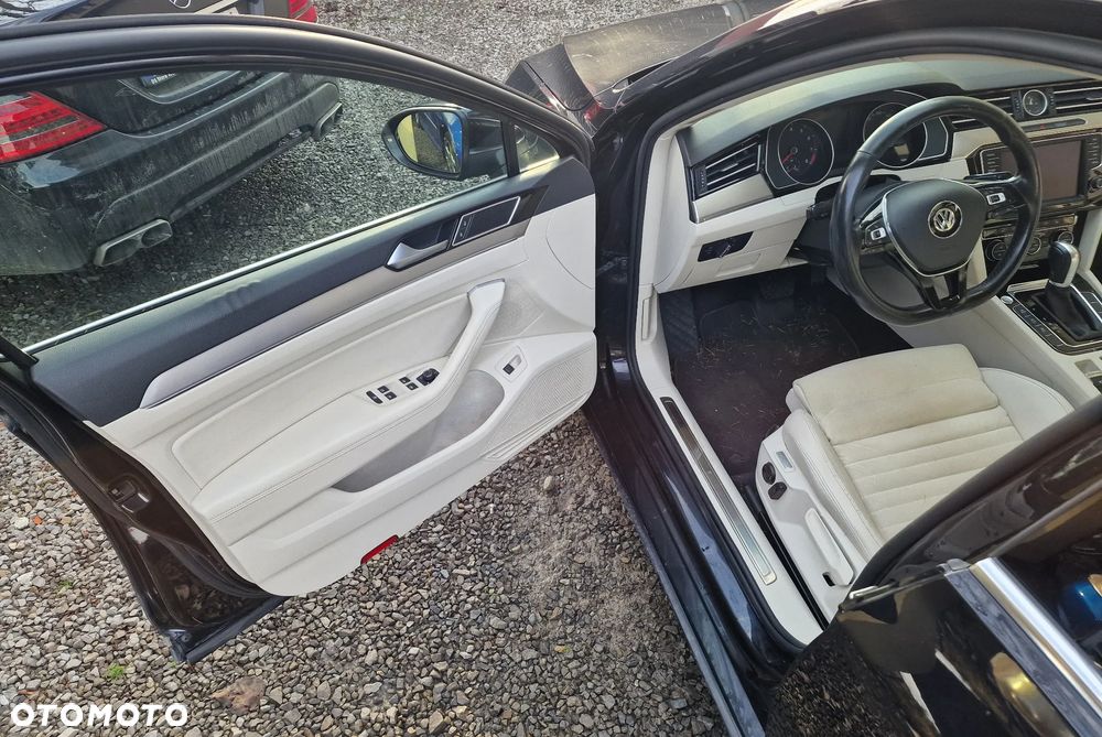 Volkswagen Passat 1.8 TSI BMT Highline DSG - 12