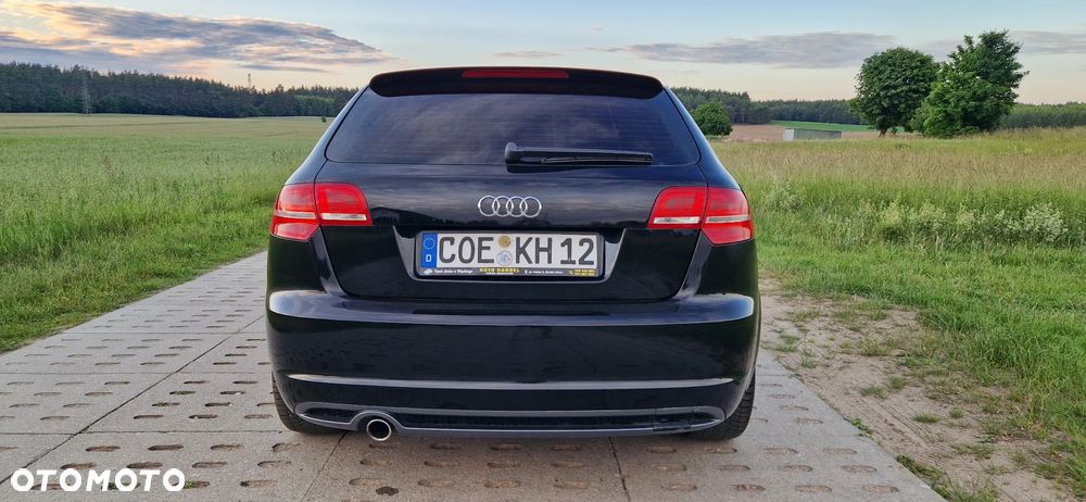Audi A3 Sportback 2.0 TDI DPF S line Sportpaket - 18
