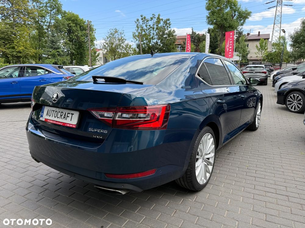 Skoda Superb 2.0 TSI 4x4 L&K DSG - 36