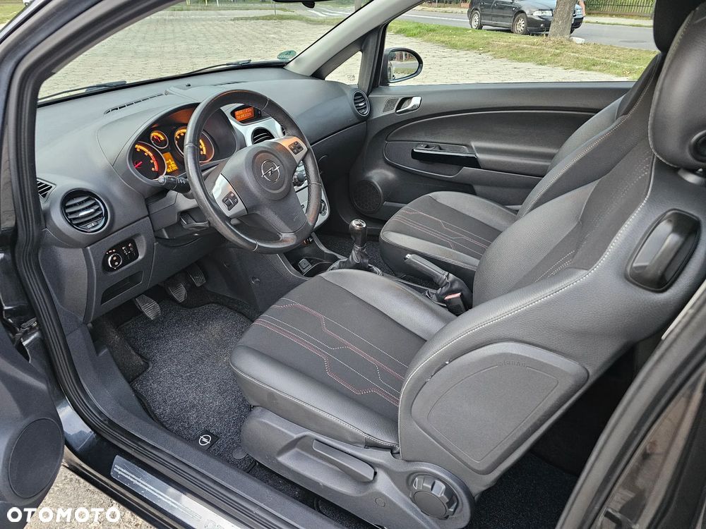 Opel Corsa 1.4 16V 150 Jahre - 7