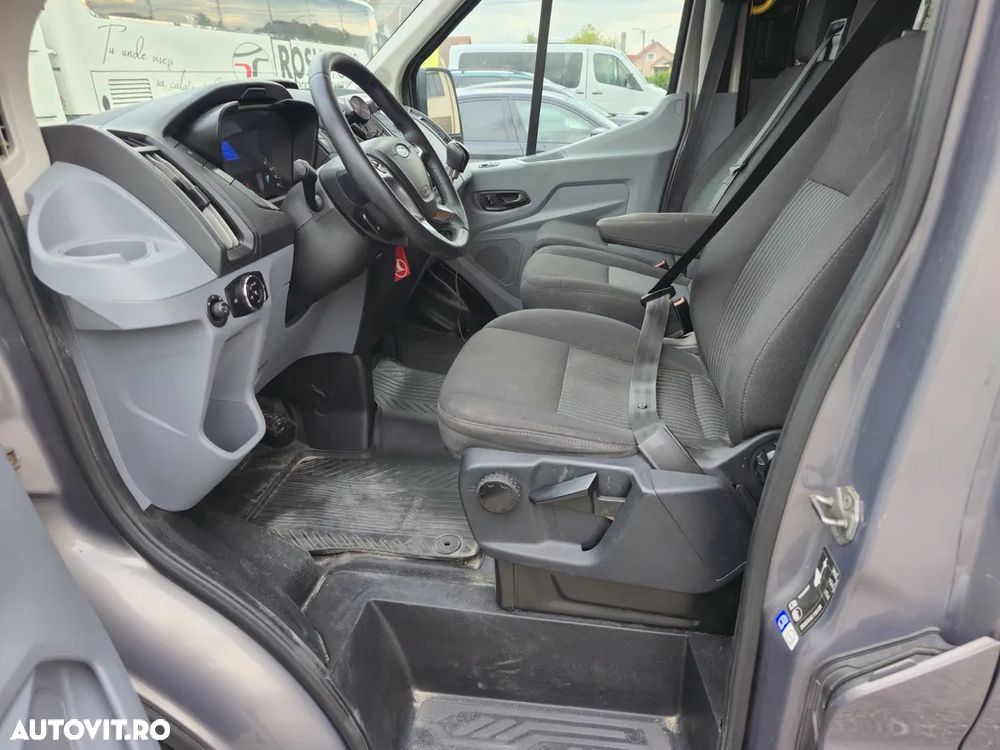 Ford Transit - 12
