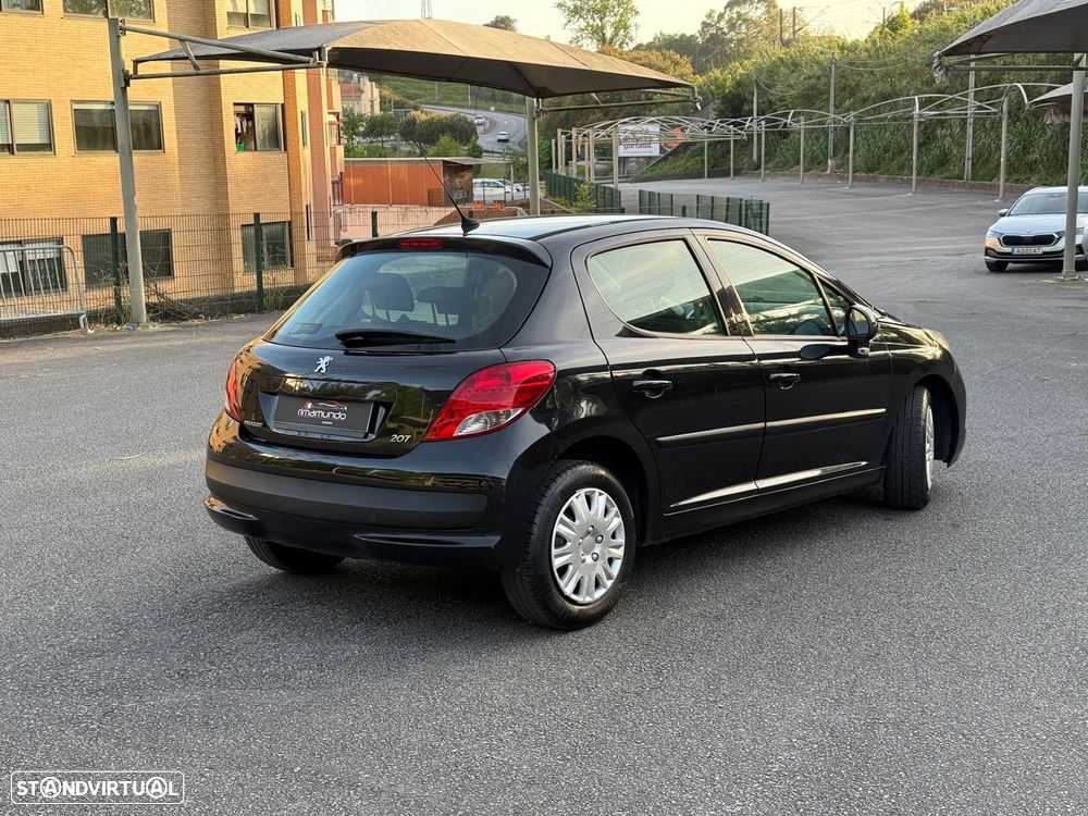 Peugeot 207 - 7