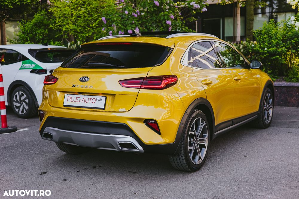 Kia XCeed 1.4 T-GDI 7DCT Style+ - 11