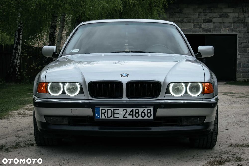 BMW Seria 7 - 3