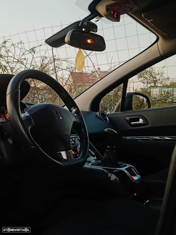 Peugeot 5008 1.6 HDi 7L Allure - 5