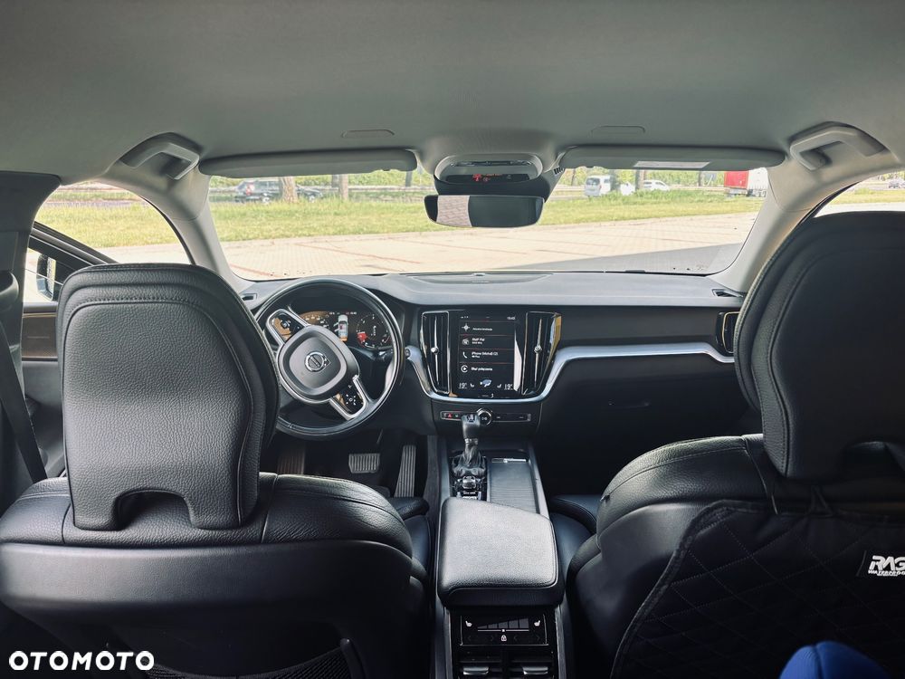 Volvo V60 Cross Country D4 AWD Geartronic - 12