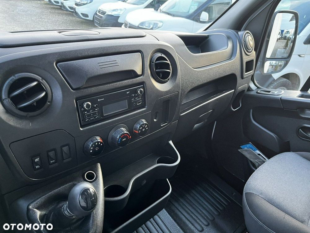 Renault Master - 10