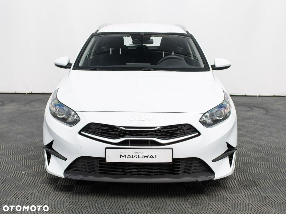 Kia Ceed - 8