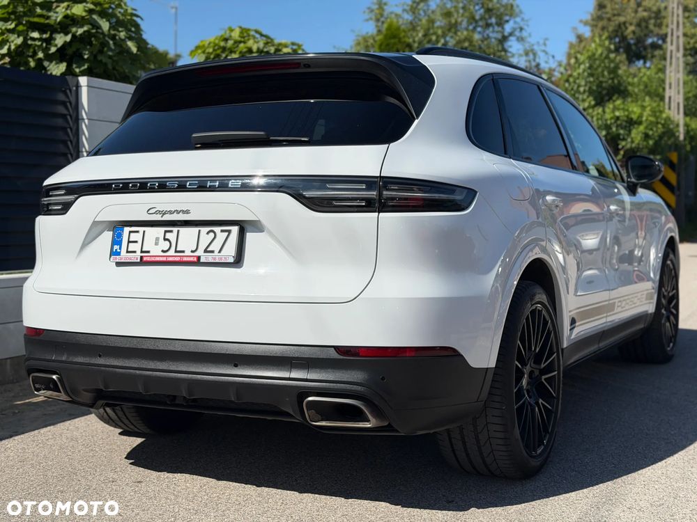 Porsche Cayenne Standard - 4