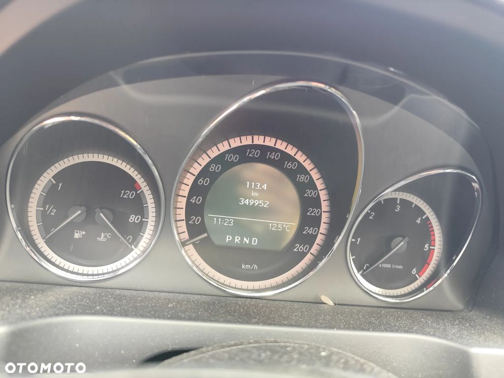 Mercedes-Benz CLK - 19