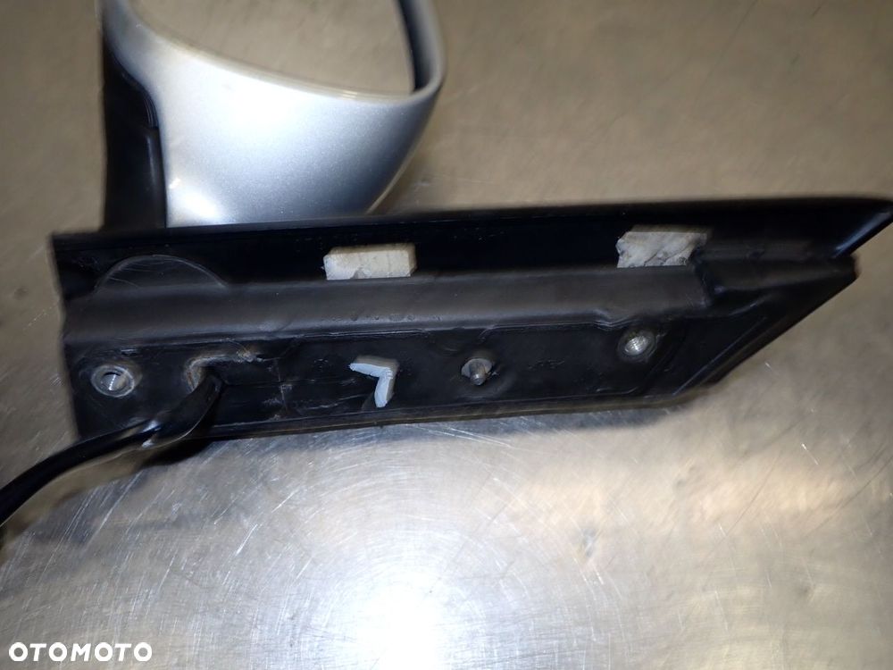 LUSTERKO LEWE ELEKTRYCZNE VOLKSWAGEN TOURAN I 1.6 FSI - 5