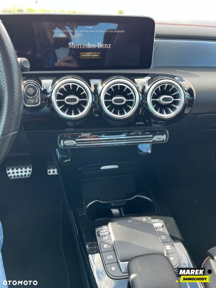 Mercedes-Benz CLA - 23