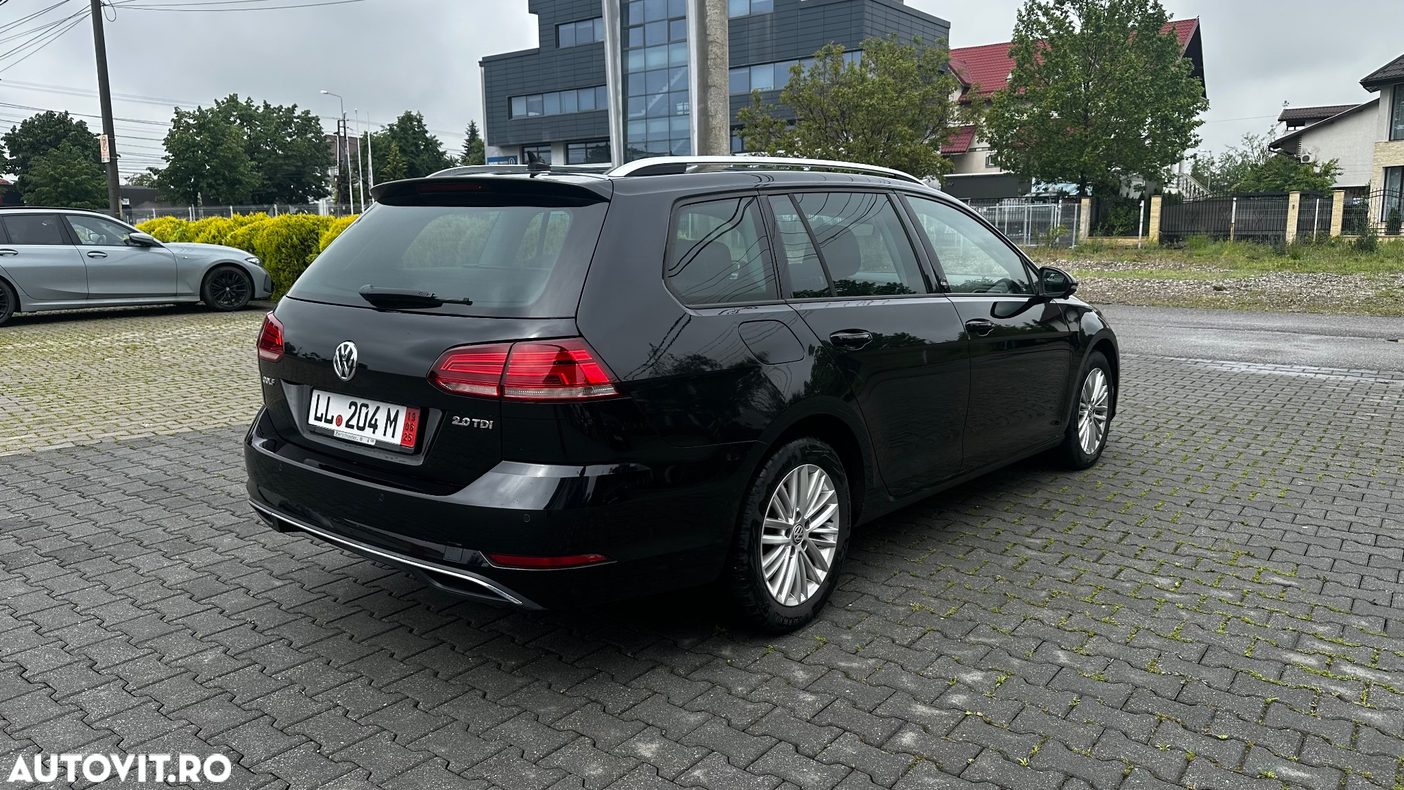 Volkswagen Golf 2.0 TDI DSG Sound - 3