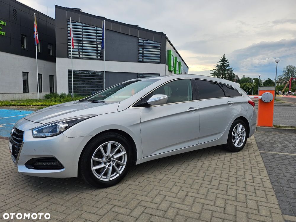 Hyundai i40 Kombi blue 1.7 CRDi Family+ - 1
