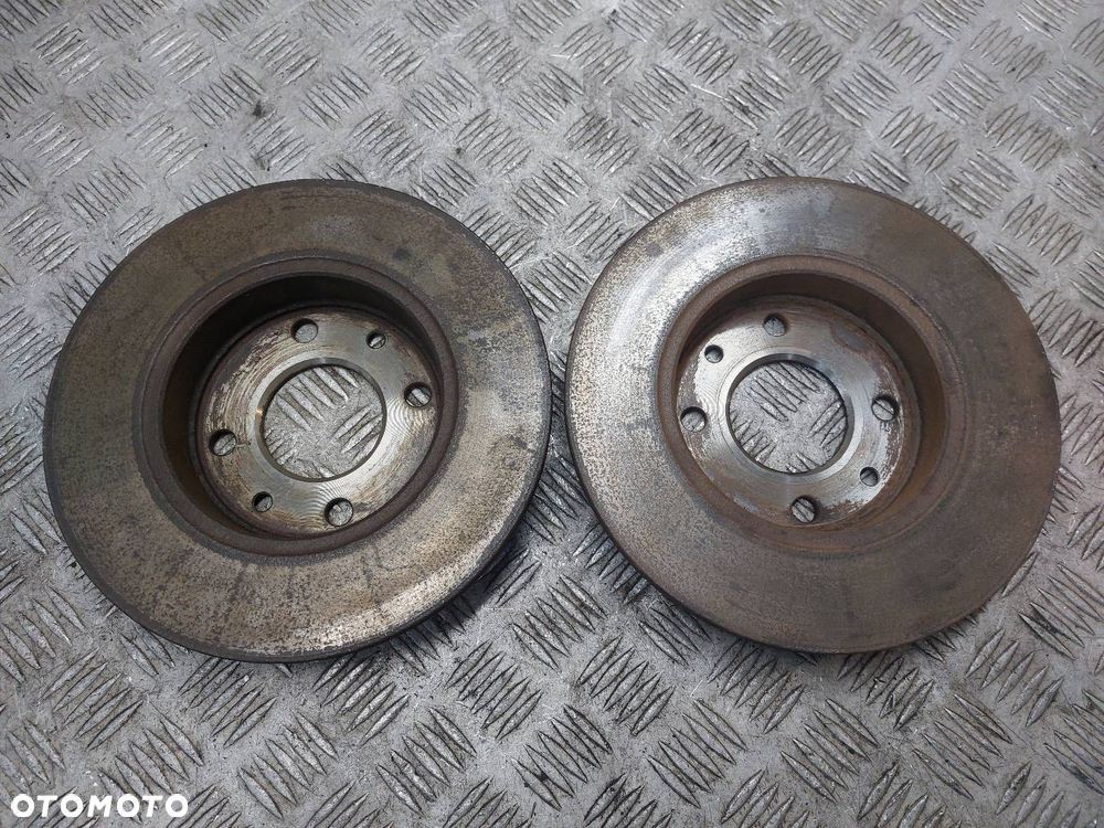 TARCZE HAMULCOWE PRZÓD RENAULT THALIA I LIFT 1.4 8V - 2