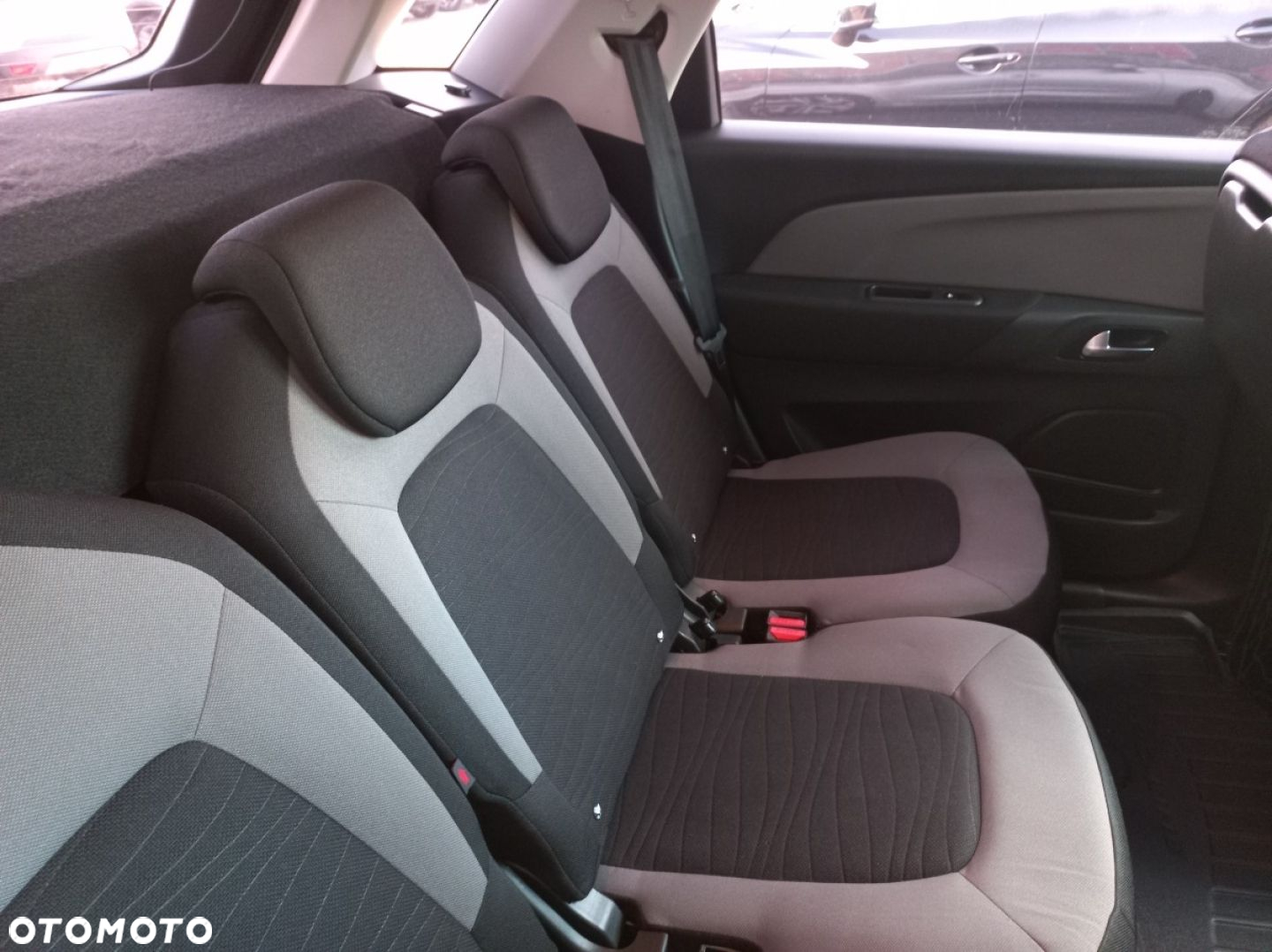 Citroën C4 Picasso - 17