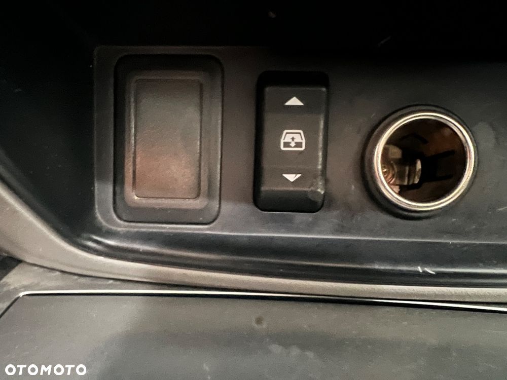 Mitsubishi L200 2.5 DID Instyle Sport - 14