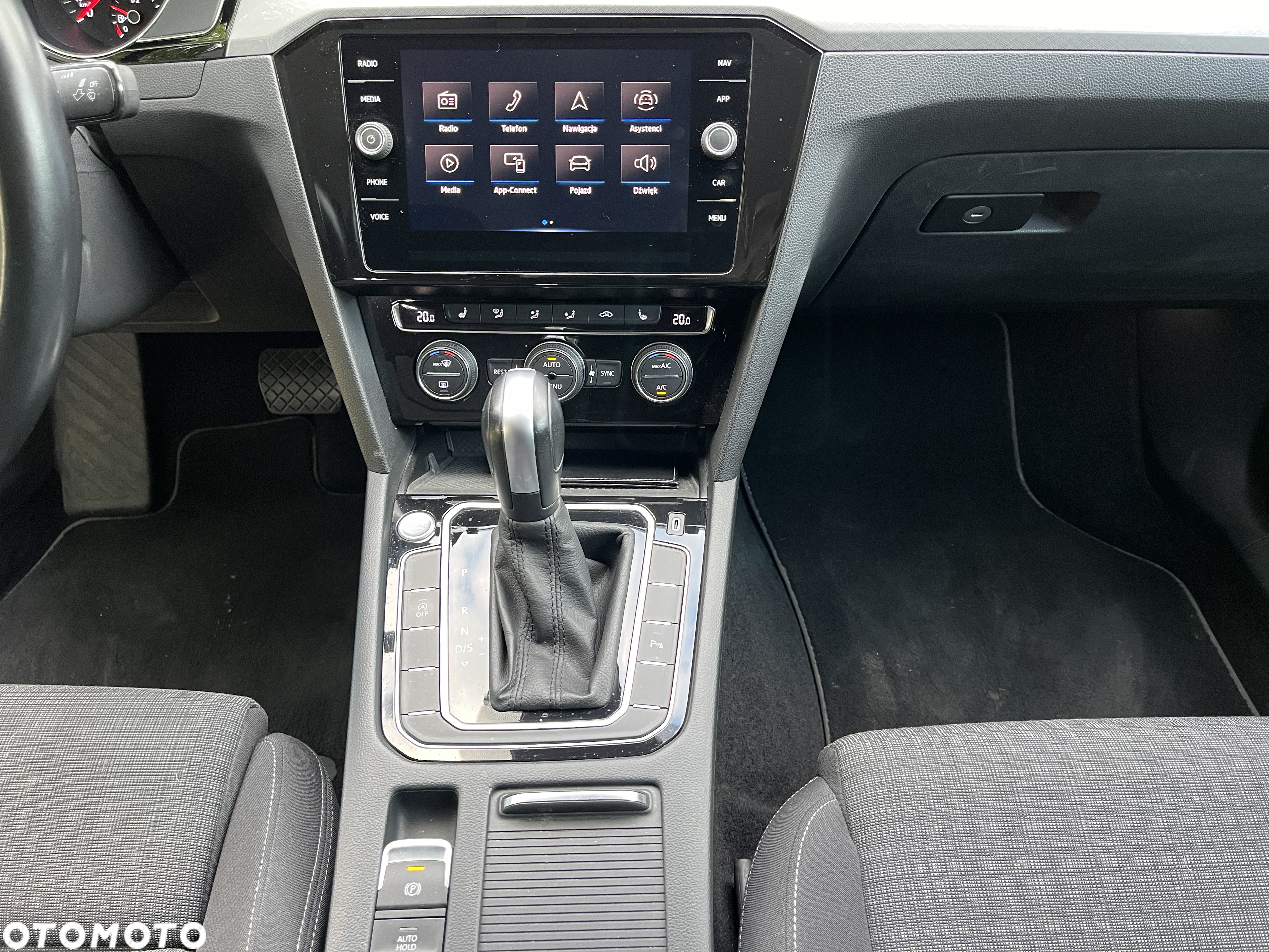 Volkswagen Passat 2.0 TDI Business DSG - 21