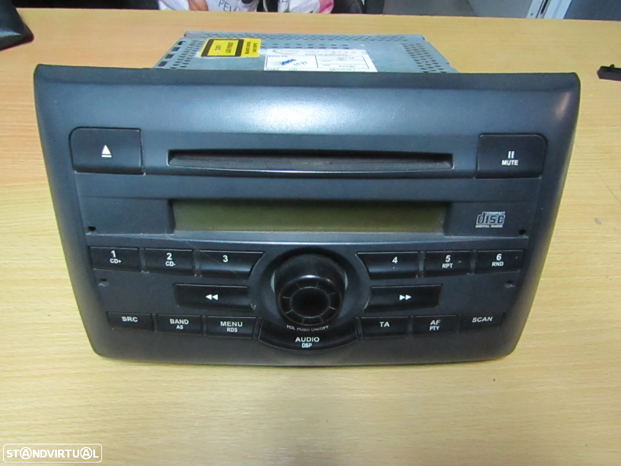 Radio Fiat Stillo ano 2002 com codigo - 2