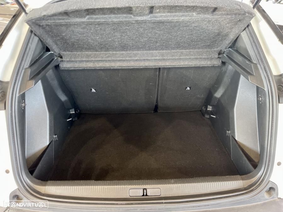 Peugeot 2008 1.2 PureTech Active Pack EAT8 - 30