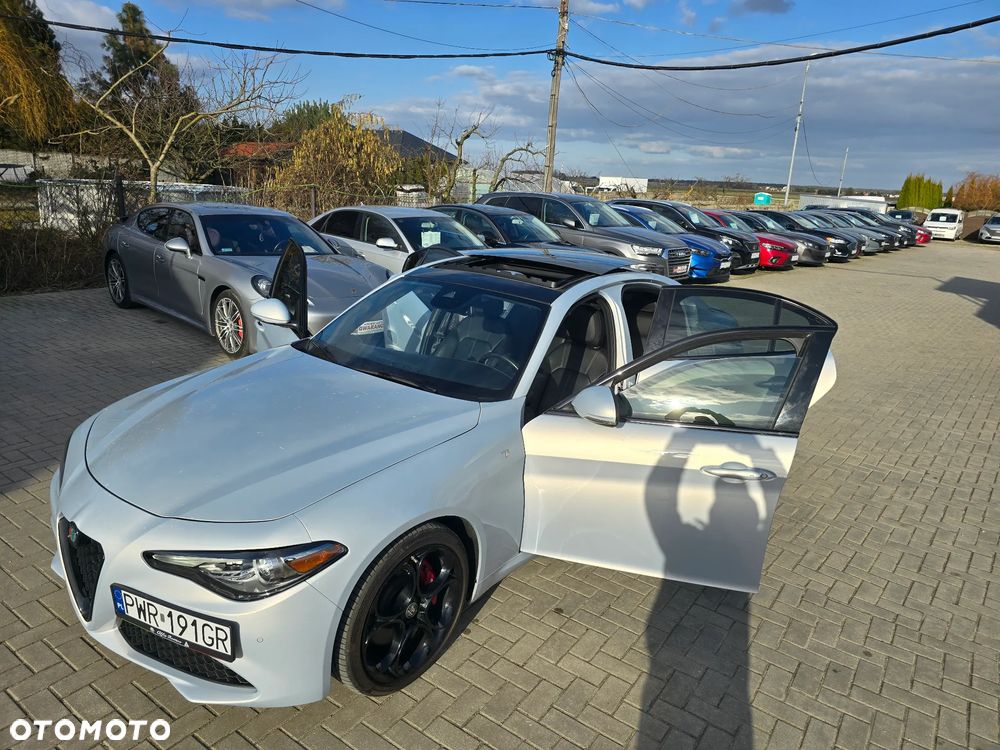 Alfa Romeo Giulia - 28
