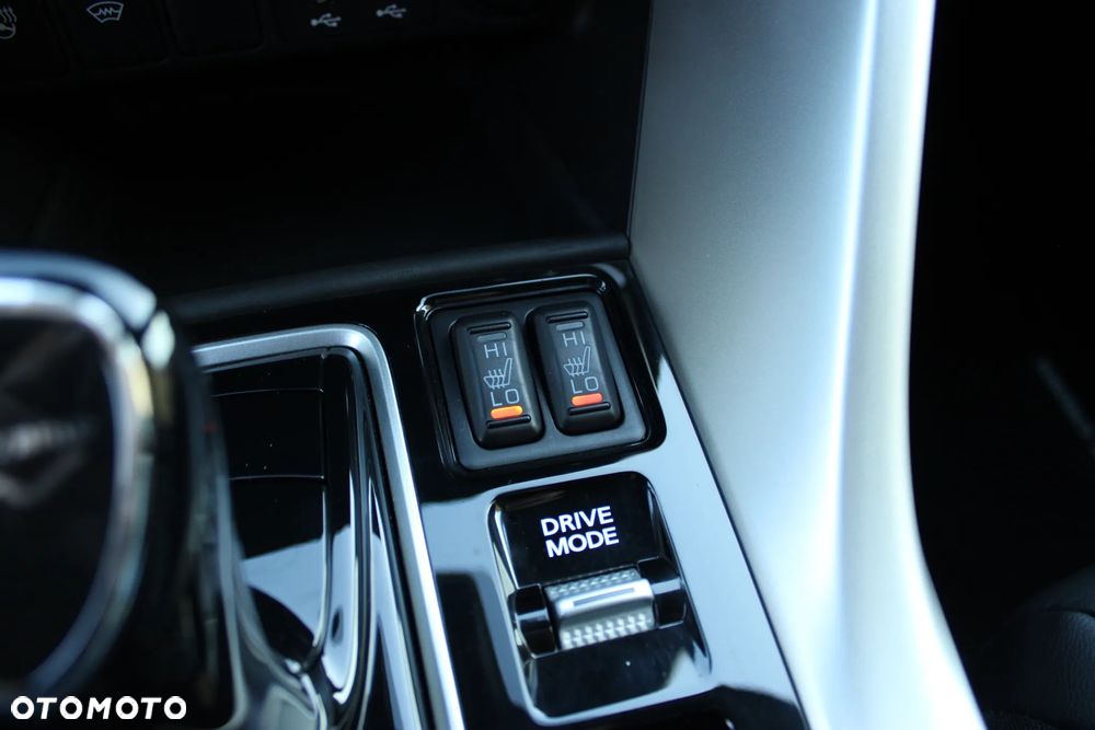 Mitsubishi Eclipse Cross 2.4 PHEV Intense Plus - 34