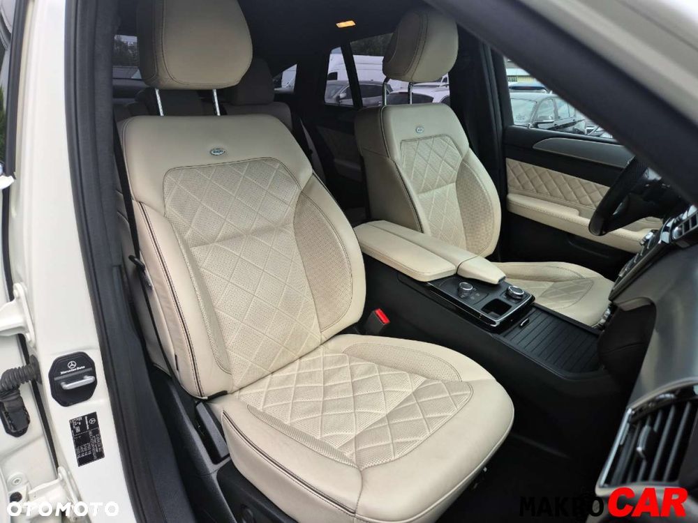 Mercedes-Benz GLE - 22