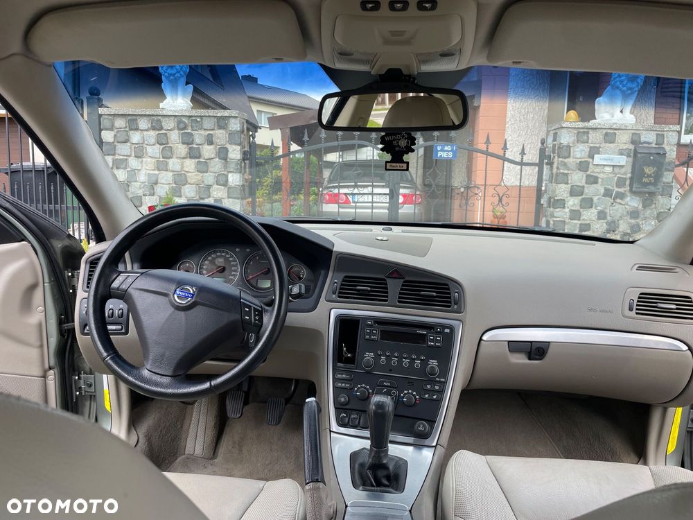 Volvo S60 2.4 - 6