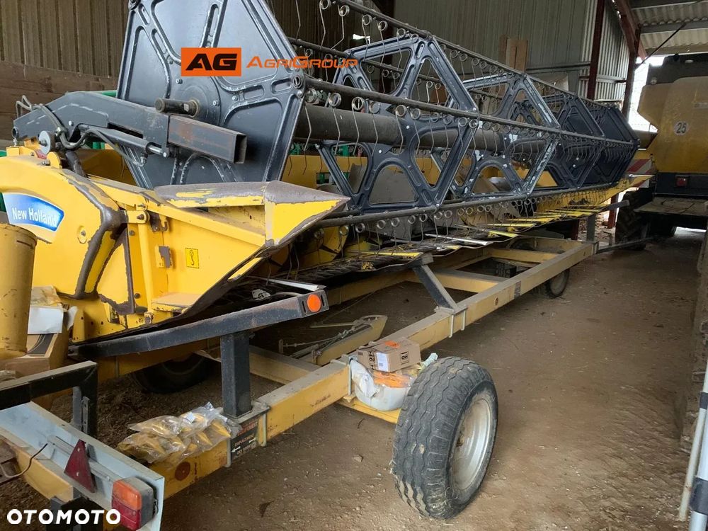 New Holland CSX 7070 - 16