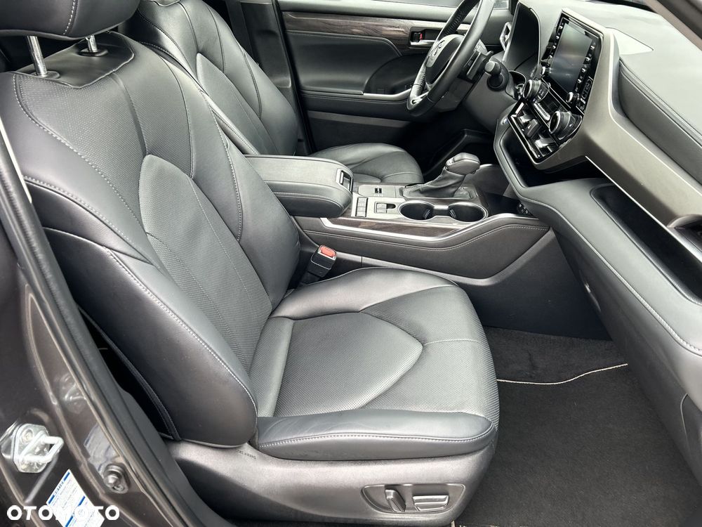 Toyota Highlander - 15