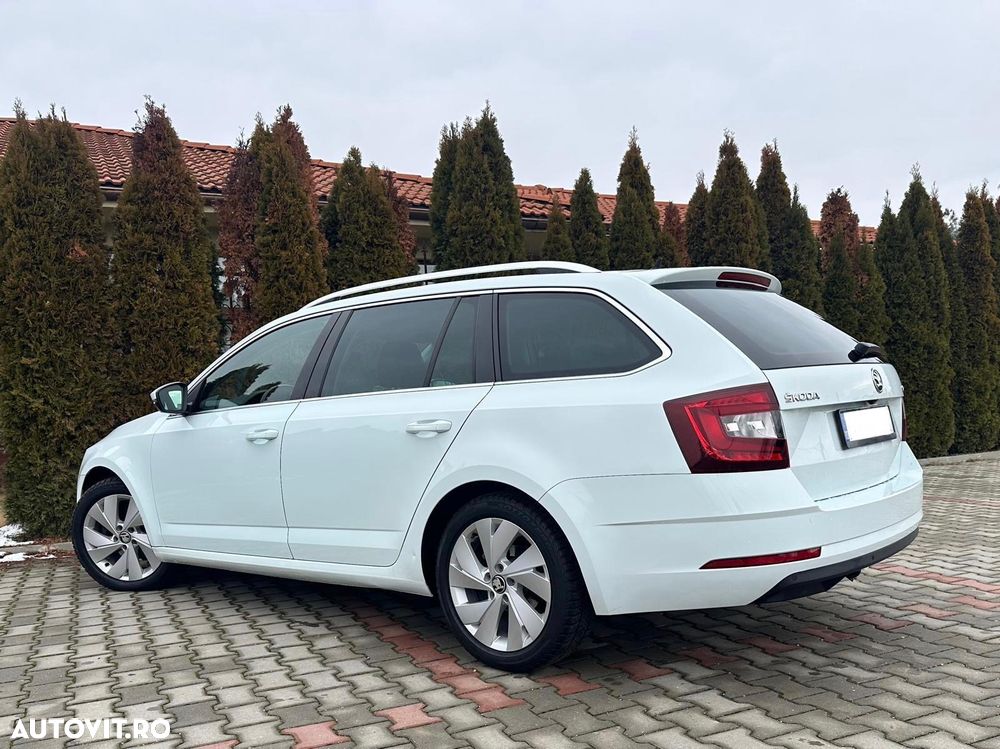 Skoda Octavia 1.6 TDI DSG Premium Edition - 4